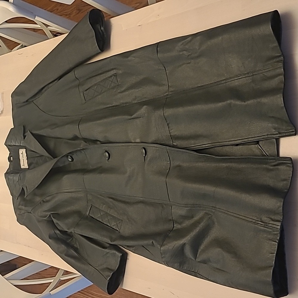 LIKE NEW 80s Donna Pelle 100% Leather Lined Trench Coat